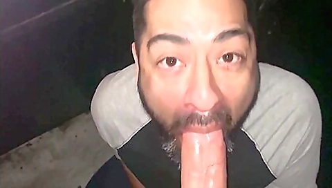 Mochavi's first time  duck