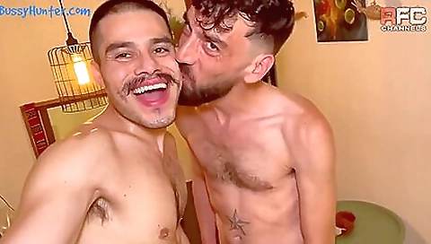 Sexy ass-ta court libert beauties with a big stay