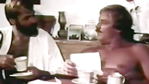 Married chick with huge tits and ready for her