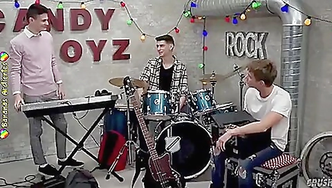 Sexy amateur masturbation with a dildo