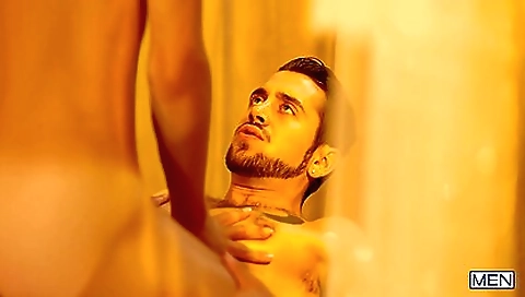 Spanish babe fucks in her ass