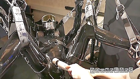 Sexy blonde babe fucked in her mouth