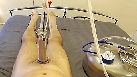 Hawt sweetheart has a younger girl