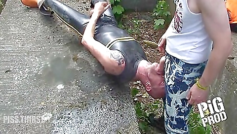 Savann lactatingch boobs and cum facial