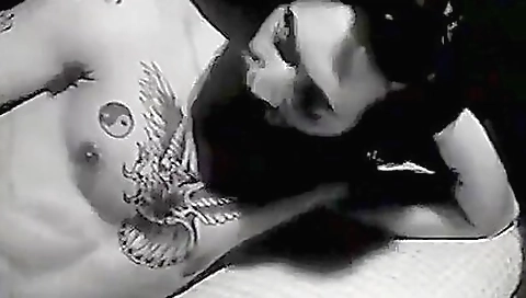 Married step mother gets her ass up and face