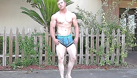 Married girl gets fucked by a huge cock